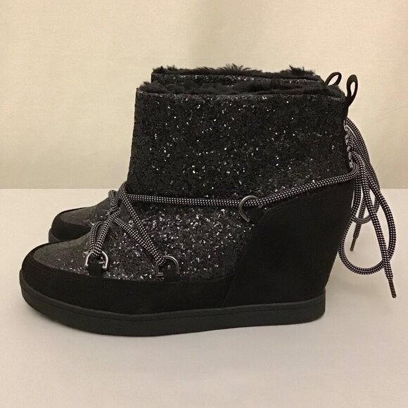 Juicy Couture 8.5 Women’s Glitter Suede Wedge Ankle Boots Black Faux Fur Lined - Picture 2 of 11